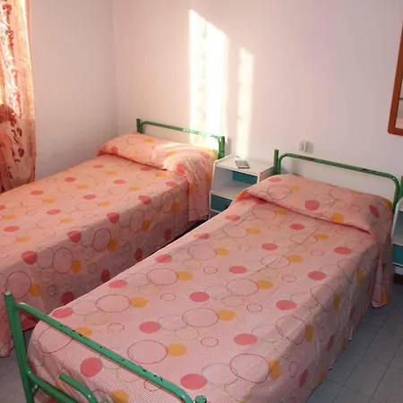Apartamento In 25073 *